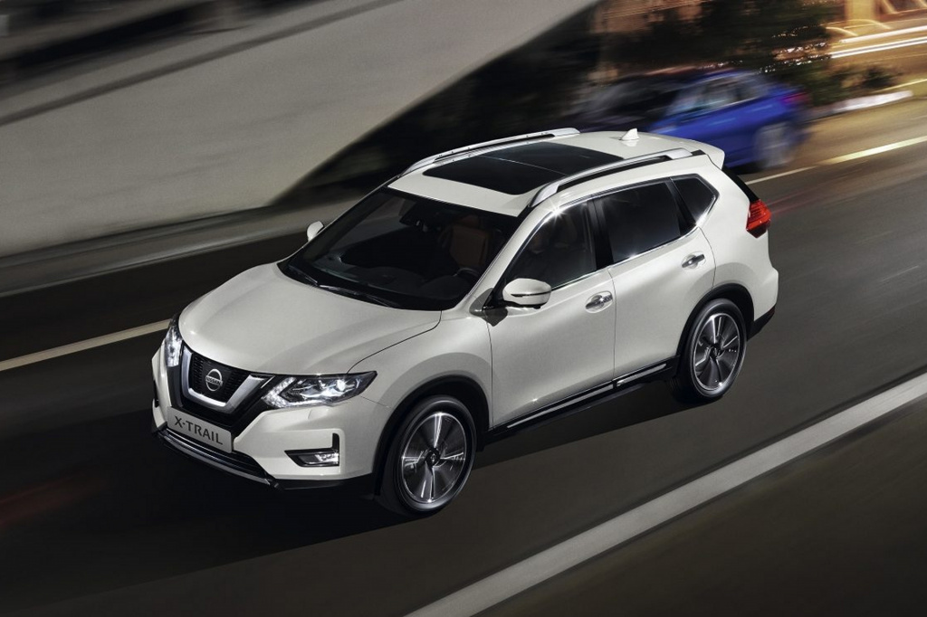 2018-Nissan-X-TRAIL-White-Exterior-Front-Side-View.jpg